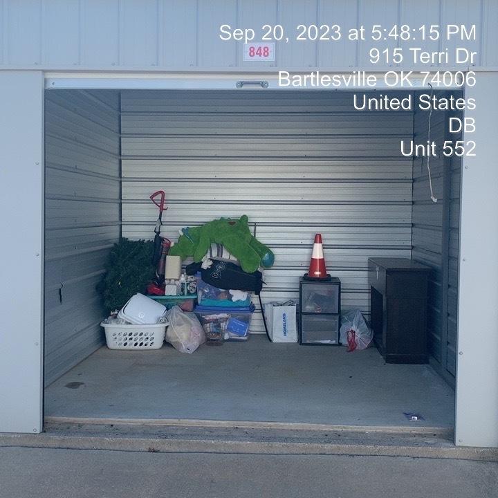 Storage Unit Auction in Bartlesville, OK at Click Storage Bartlesville
